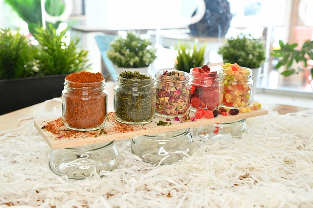 4 botes de diferentes tipo de infusiones