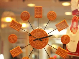 Un reloj que cookies o galletas marcan las horas