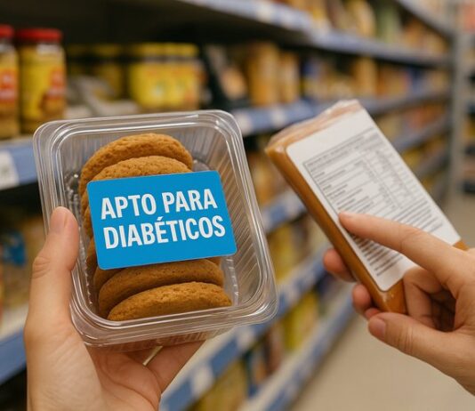 Una- mano- sosteniendo- celulas-microorganimos- tenemos -2