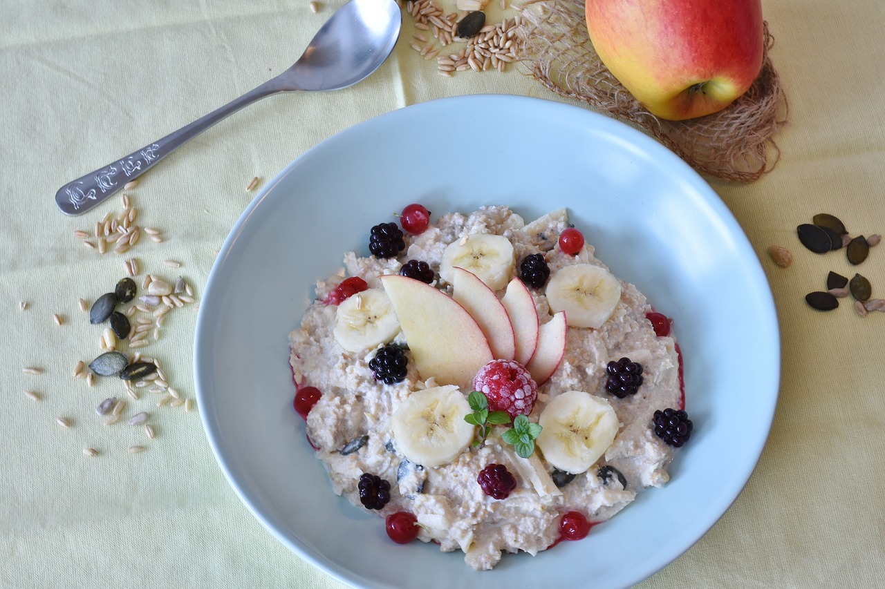 Porridge de avena y fruta - iMagazine - Soluciones para la Diabetes
