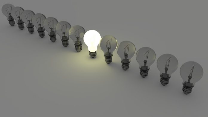 energia-bombillas Las kcal producen mucha energía y deben de consumirse con precaución